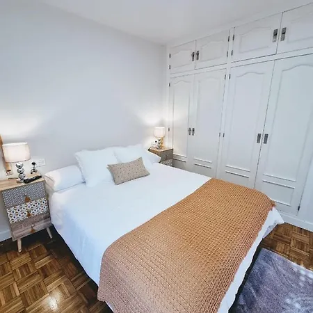 Albany , Mno Dominguez Berrueta Apartamento León