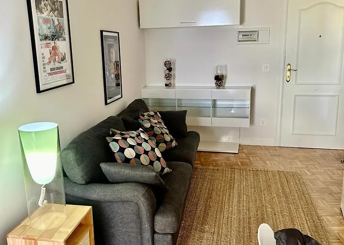 Apartment Albany , Mno Dominguez Berrueta